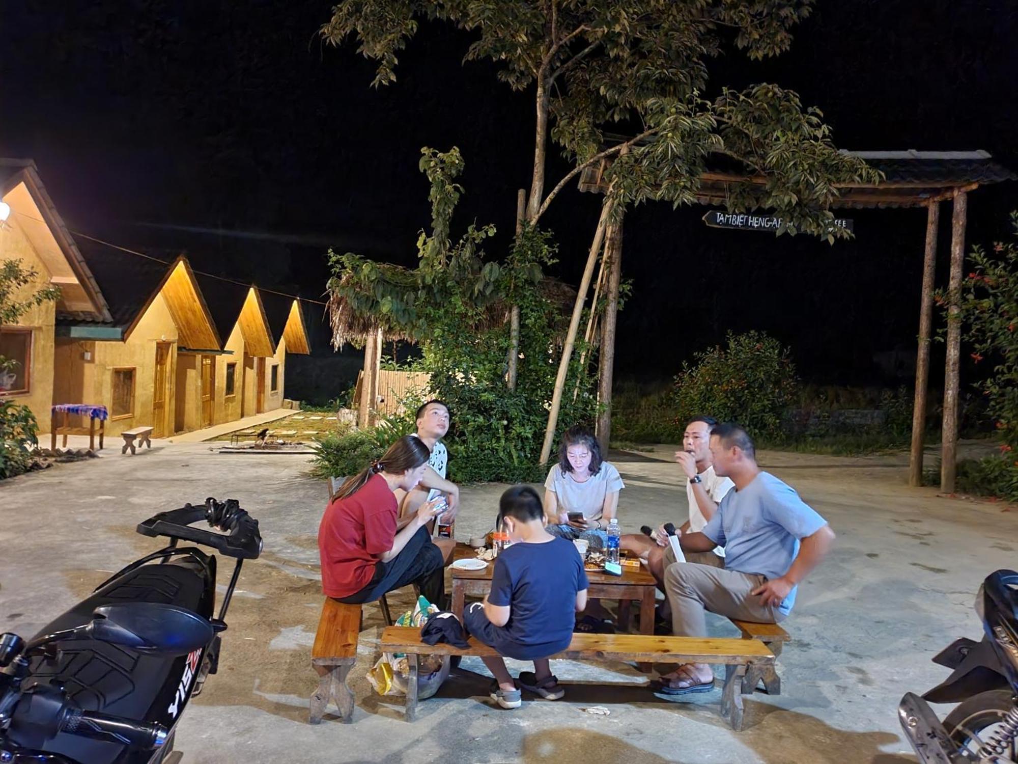 Hong Thu Homestay & Bungalow Quan Ba Szoba fotó